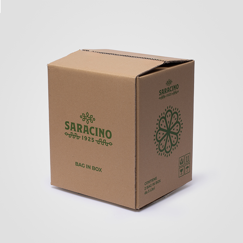 Scatola da imballaggio americana in doppia onda prodotta da Royal Box per due Bag in Box di olio EVO Saracino 1925 Brindisi.