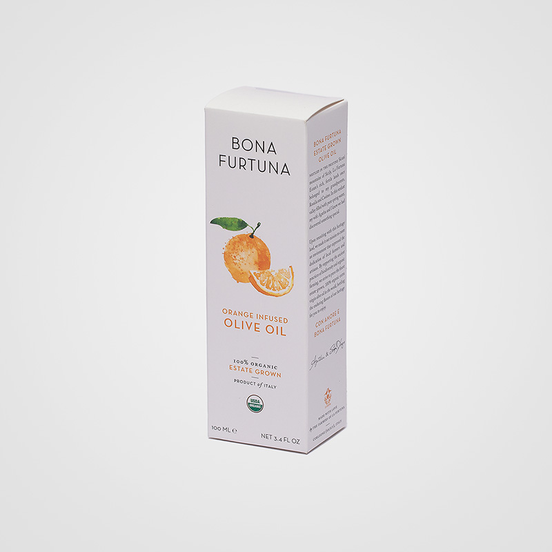 Astuccio Bona Furtuna Orange Infused: packaging in cartoncino teso per olio aromatizzato da 100 ml con dettagli in serigrafia spessorata.