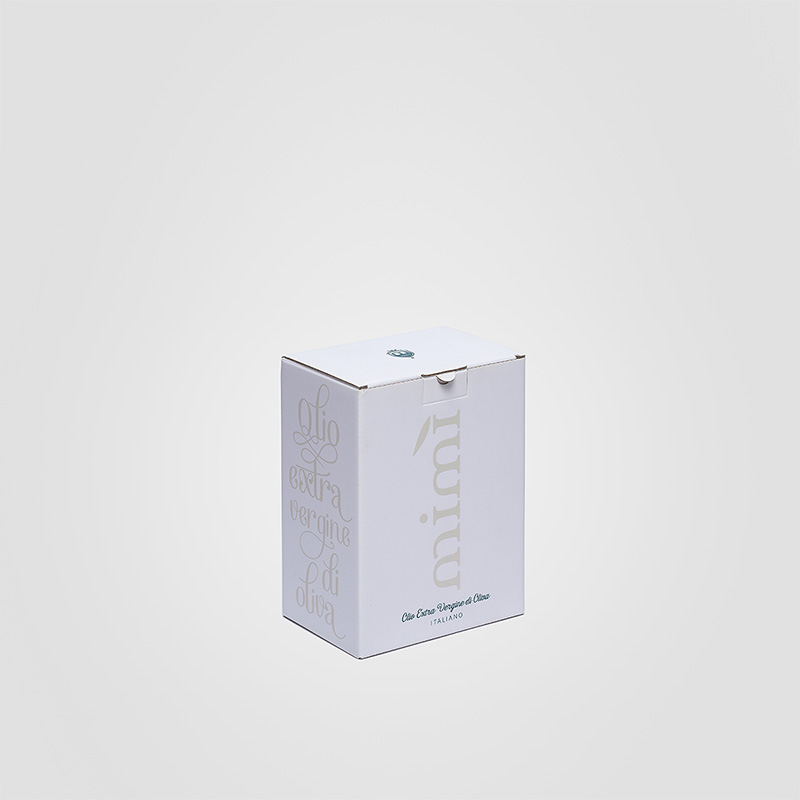 Astuccio olio Mimì con interno a cornice.