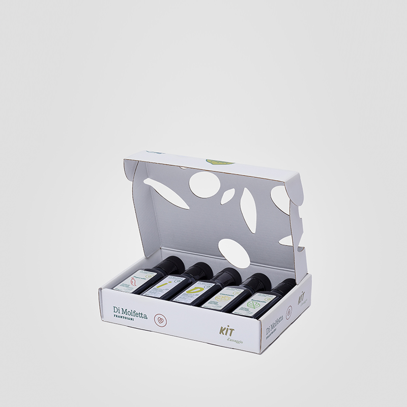 Cofanetto automontante per 5 bottiglie di olio aromatizzato Di Molfetta.
